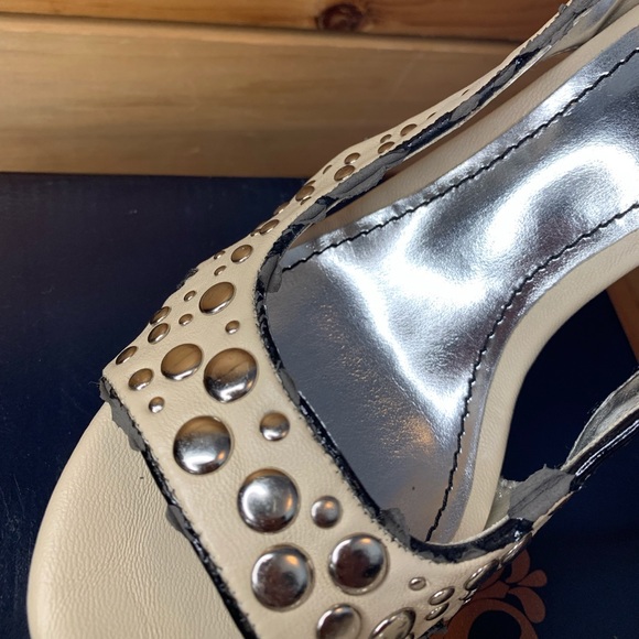 BEYONCÉ DEREON STUDDED CREAM HIGH HEELS - Picture 5 of 9